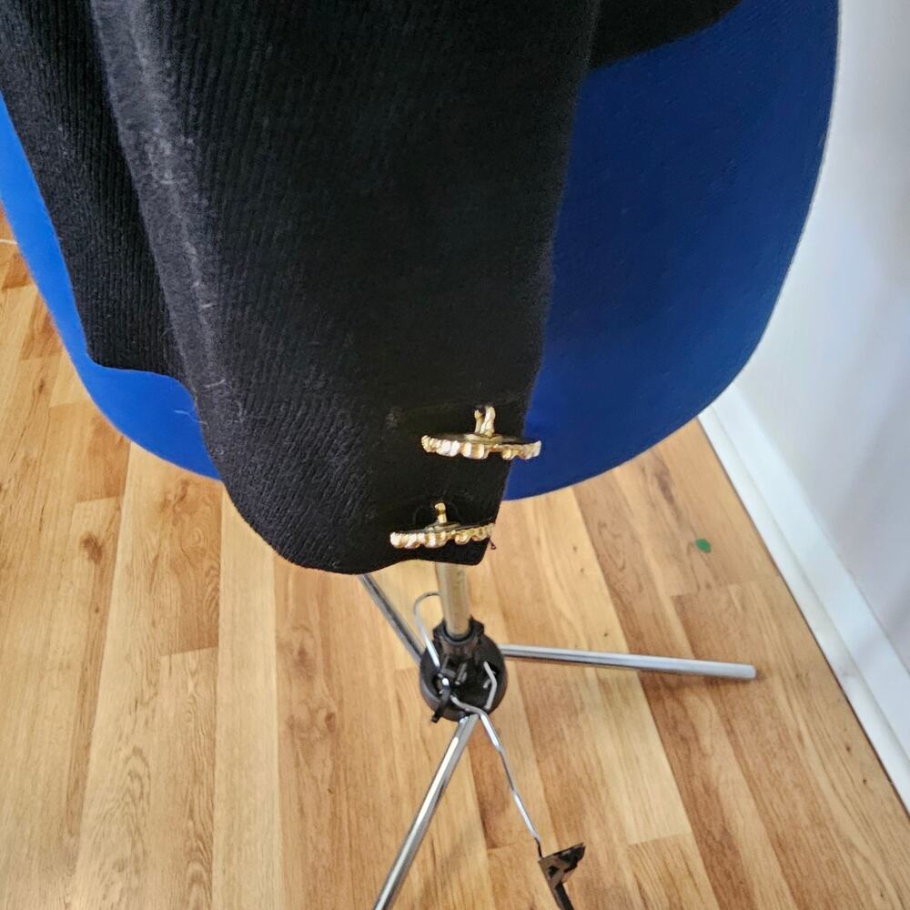 Vintage Malisy Italy Wool Blend Blazer – Black Gold Button Chain Closure Jacket - Picture 3 of 9